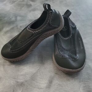 Toddler Black Water Shoes